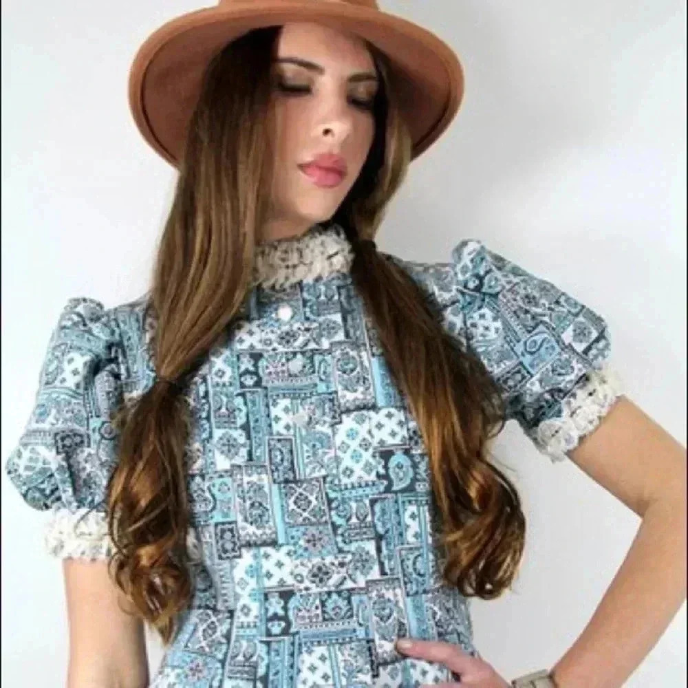 Vintage 1960s era mod dress